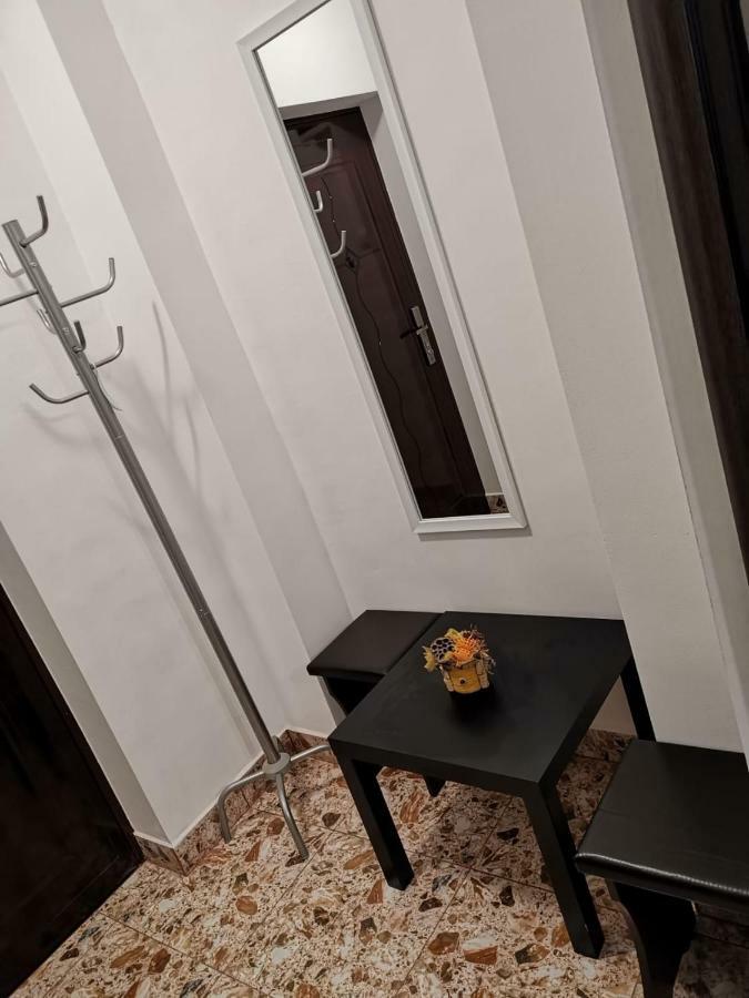 Central Studio Хунедоара Екстериор снимка